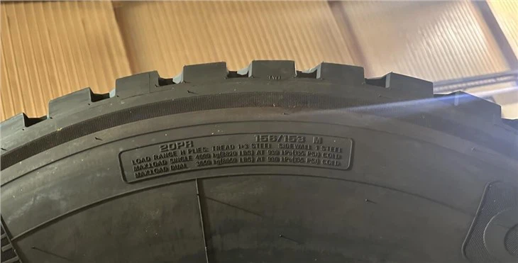 12R22.5 High Durability 20ply Rating Tire